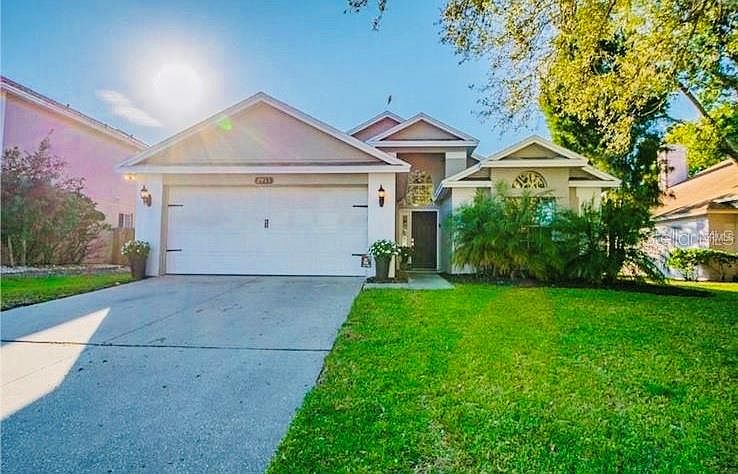 1st image of 2911 Shannon Cir