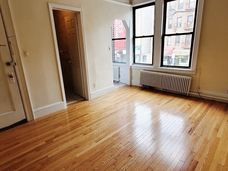 1st image of 25-25 Steinway St #2LL