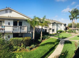 318 Acacia Ave #B, Carlsbad, CA 92008