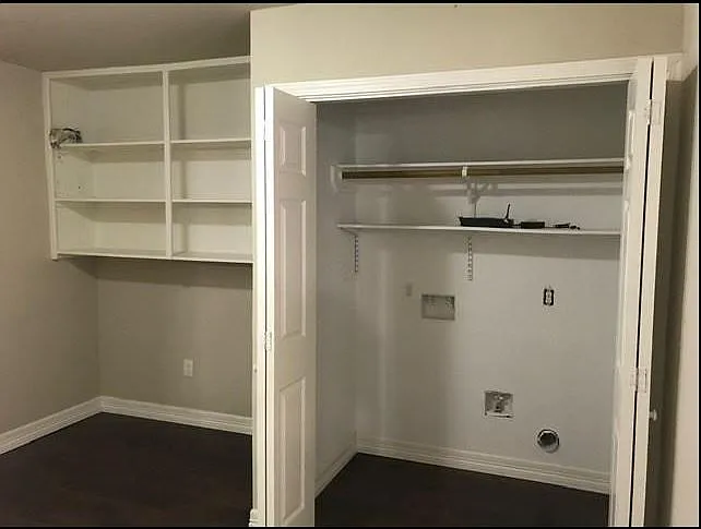 5939 Marwood Dr — Photo 12