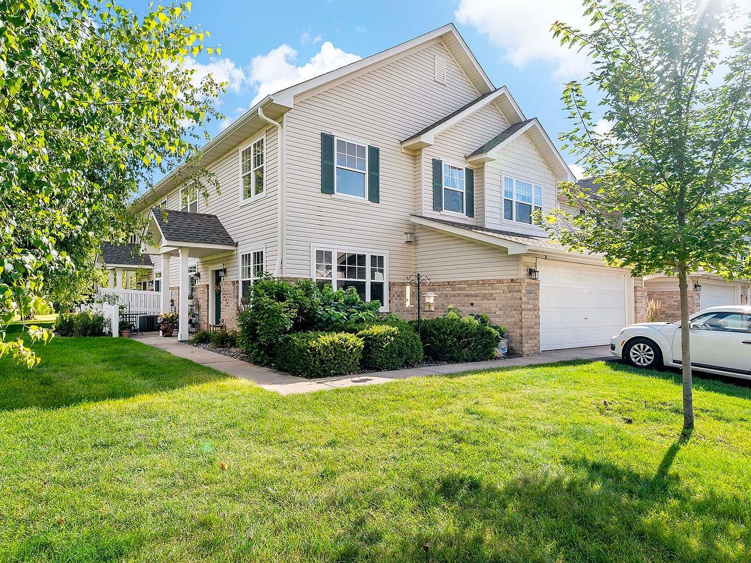 ゆゆ 20435 Kensfield Trl APT 704, Lakeville, MN 55044 | MLS