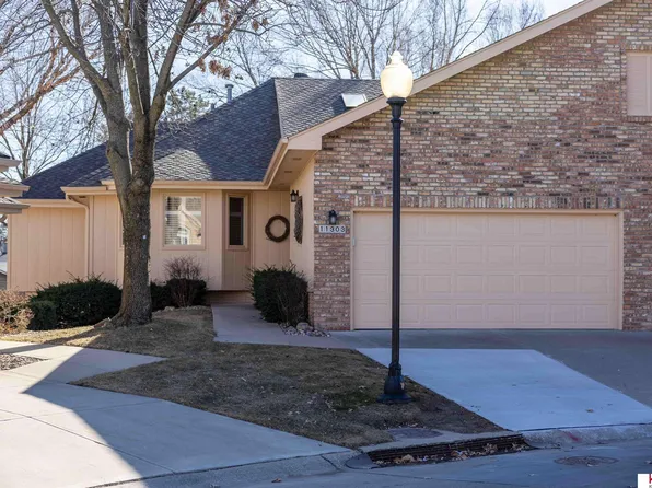 11303 Harney Plaza Cir, Omaha, NE 68154