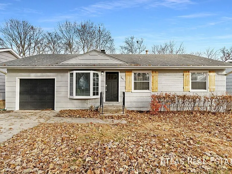 7641 Falmouth St — Photo 1