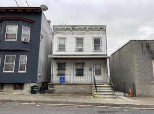 136 Spring St, Albany, NY 12203