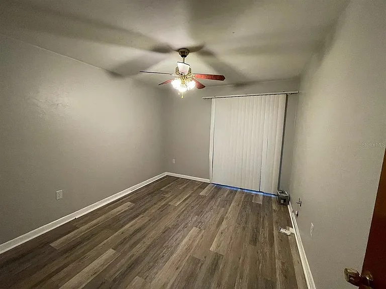 2210 SW 70th Ter — Photo 5