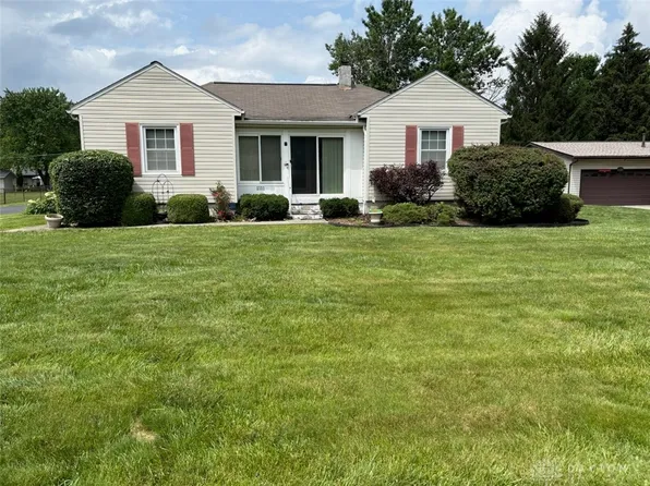 2222 Koebel Rd, Columbus, OH 43207