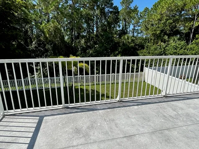 2463 Carnation Ct — Photo 16