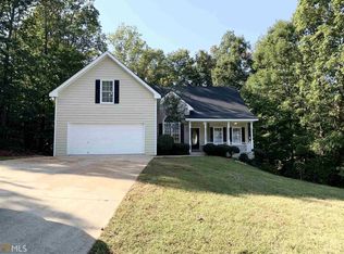 1028 Belmont Park Dr, Commerce, GA 30529