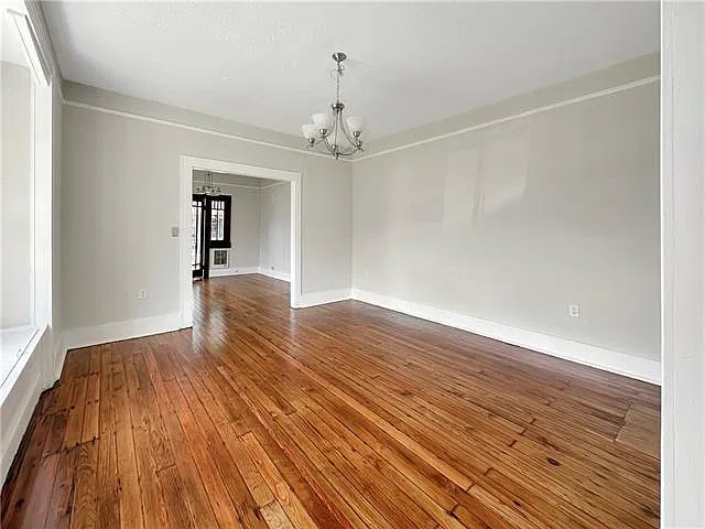 2515 Acacia St — Photo 5