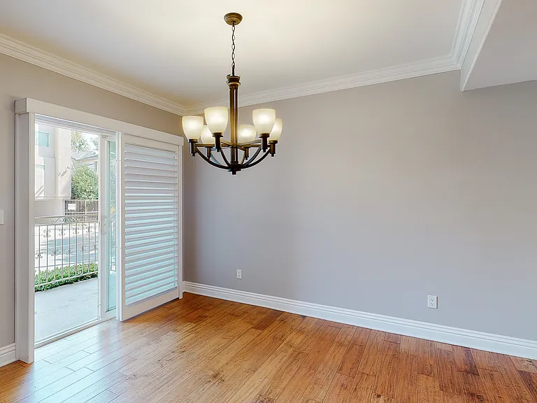 11540 Moorpark St #103 — Photo 8