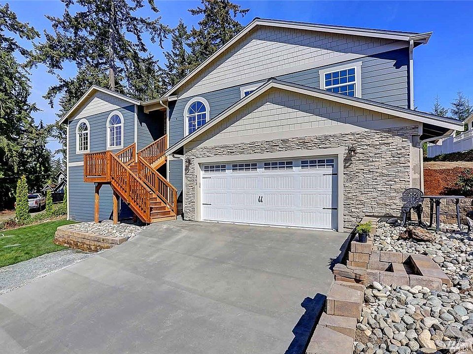 1st image of 363 Selkirk Dr