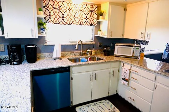 4317 N Stanton St — Photo 12