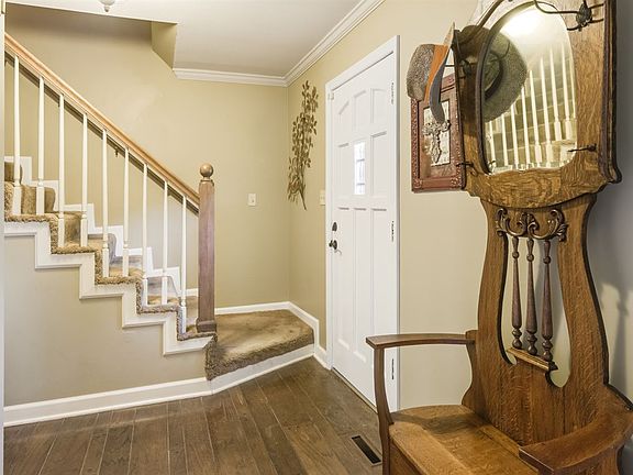 5th image of 329 Bell Crest Dr NW