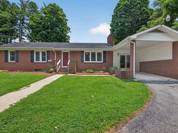 1096 Greer Ave, Marion, VA 24354