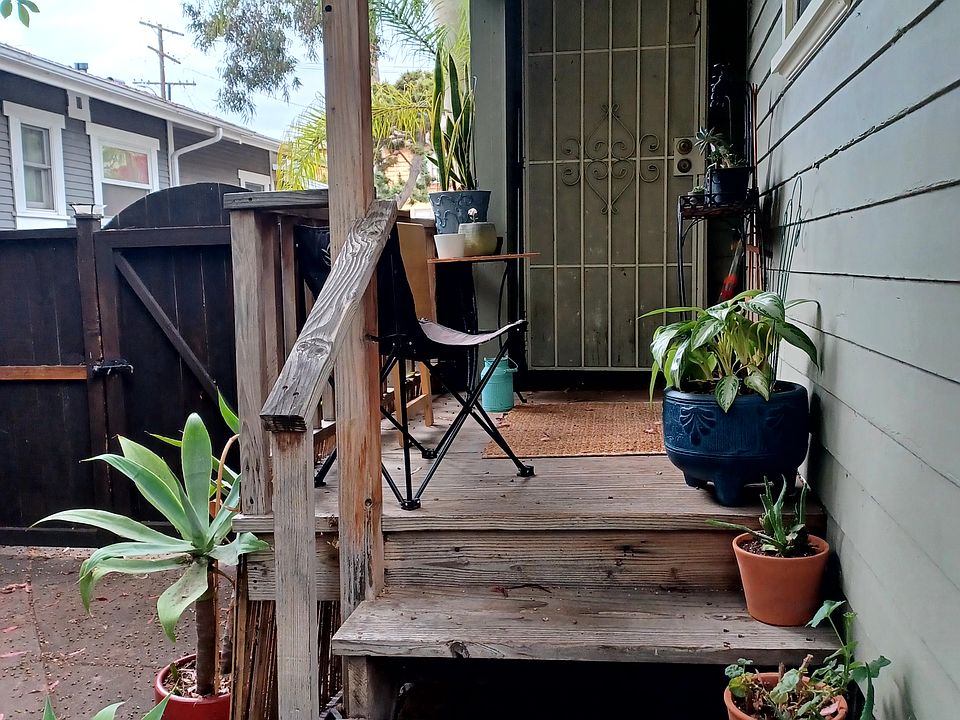 Front Entrance/Porch