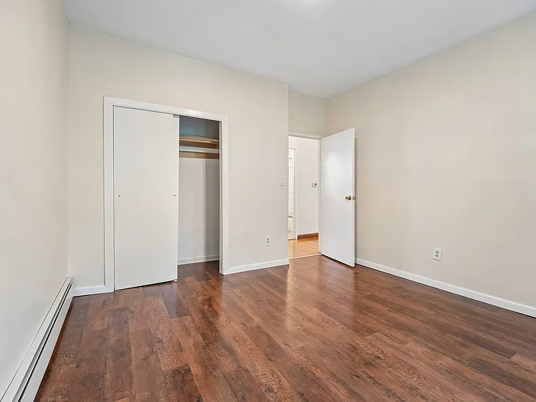 121 Garrison Ave #204 — Photo 9
