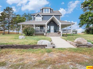 1376 County Road 6, Oakland, NE 68045