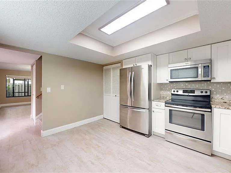 202 Pine Cone Trl — Photo 12