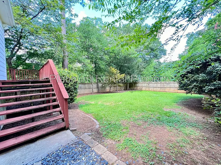 428 E Side Ave SE — Photo 26