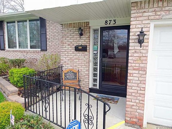 2nd image of 873 Castlebar Dr