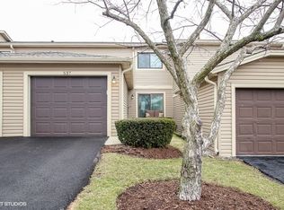 537 Stone Gate Cir, Schaumburg, IL 60193