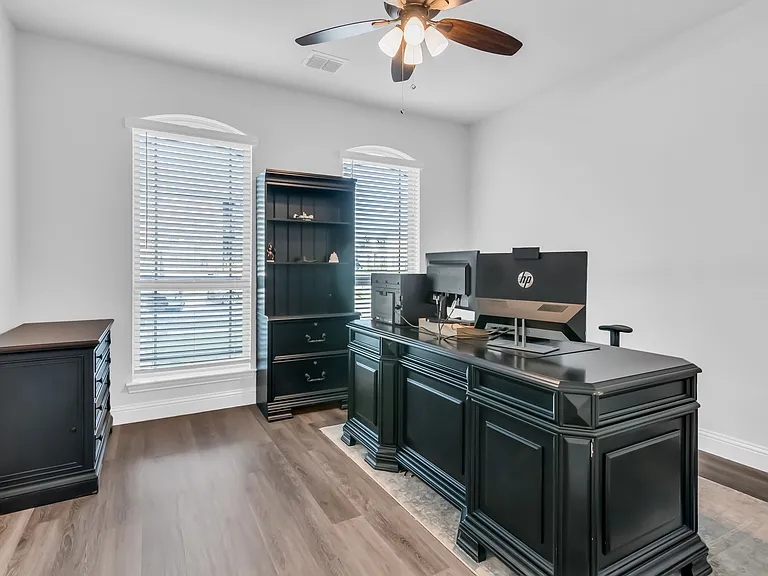 1208 Sagewood Dr — Photo 5