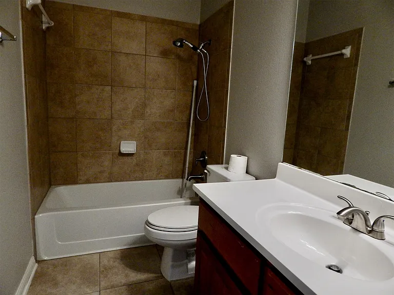 1110 Willowbrook Dr — Photo 26