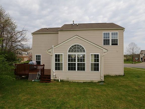 2nd image of 8072 Celestial Cir