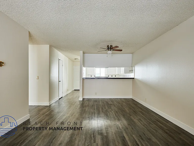744 Rose Ave. — Photo 17