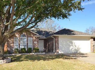 1710 Ibis Ct, Bryan, TX 77807