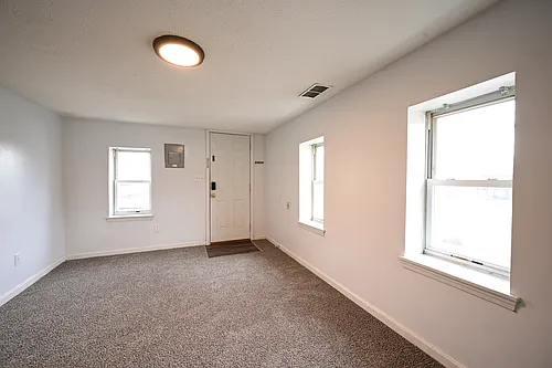1901 Neville Dr #2 Photo 1