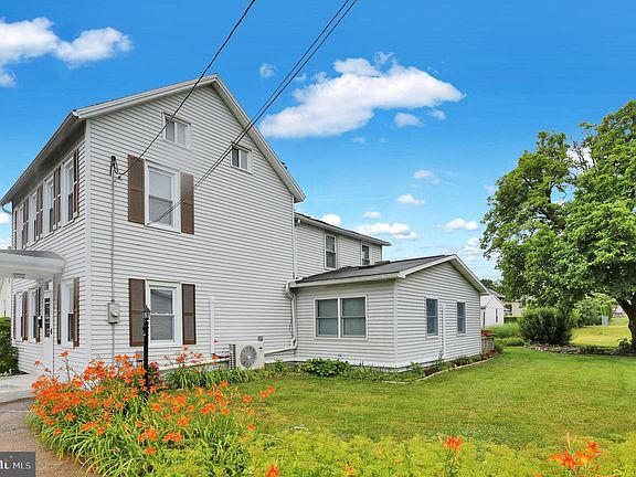 2nd image of 238 Penn St
