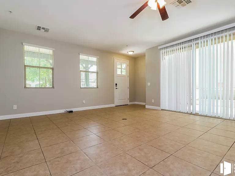20601 W White Rock Rd — Photo 8