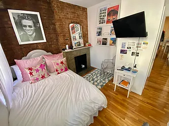 Rented by J PRESTON AND ASSOCIATES INC