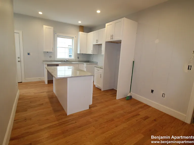6A Islington St #5 — Photo 4