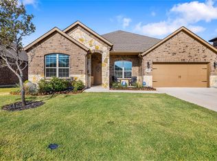 2925 Faro Rd, Aubrey, TX 76227