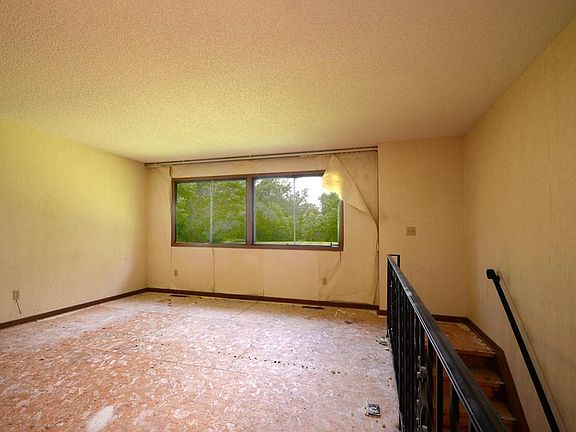 2nd image of 2643 Brookdale Ln N