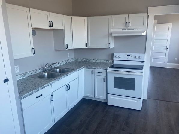 300 Main St #3-C