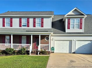 11 Scotland Dr, Spring Lake, NC 28390