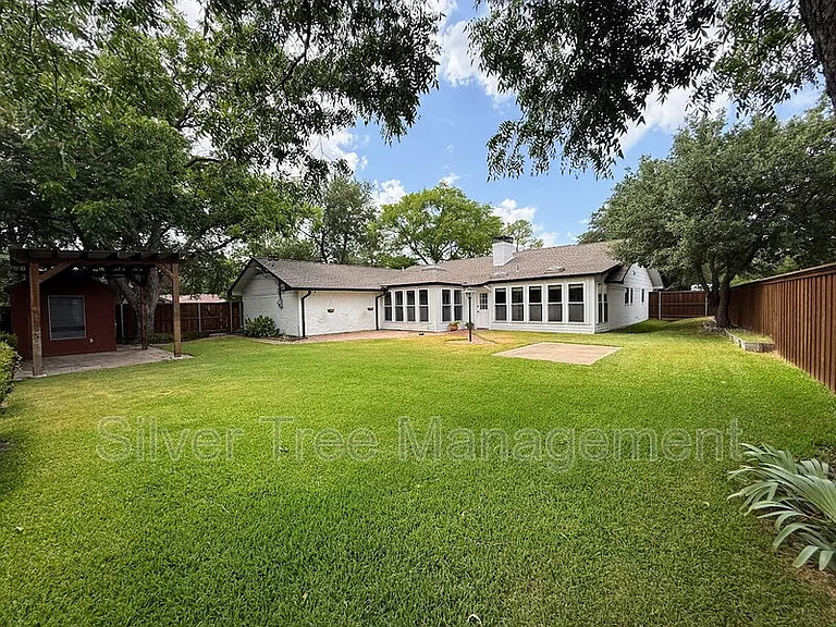 1710 Dickerson Dr — Photo 39