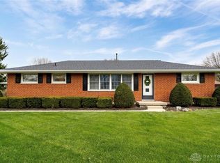 1002 Whitestone Rd, Xenia, OH 45385