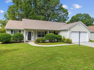 601 Bluebird Ln, Murrells Inlet, SC 29576