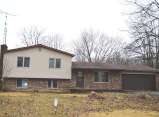 7085 Rivertown Rd, Swartz Creek, MI 48473