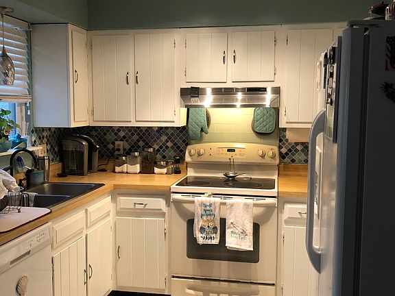 2nd image of 5671 Cypress Cir