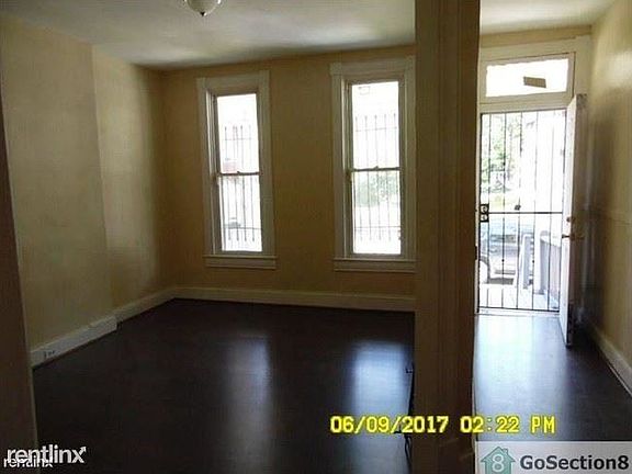 0003_114621727_large