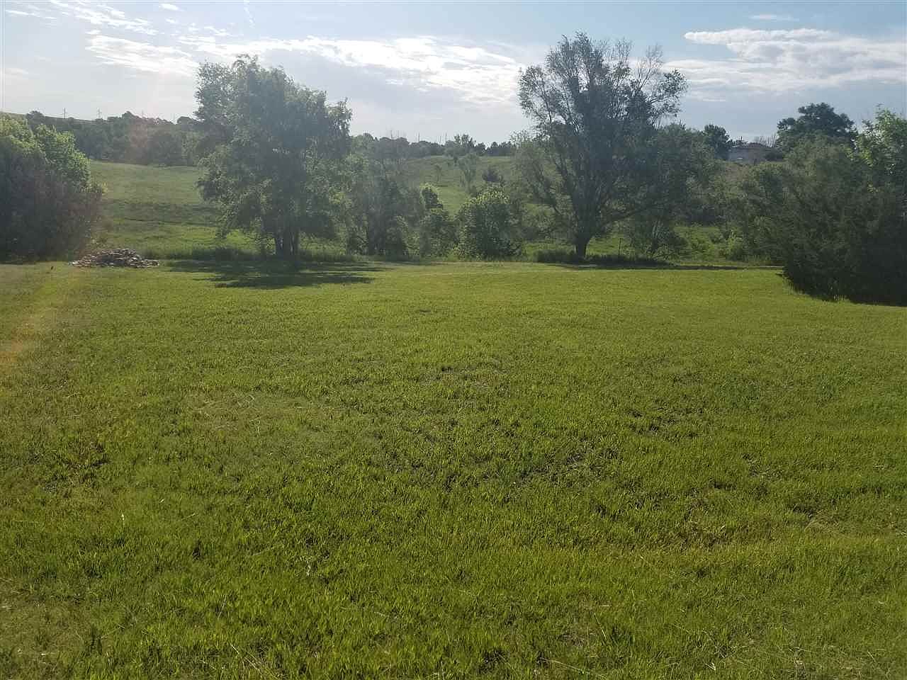 2105 Ponderosa Dr, Mc Cook, NE 69001 Zillow