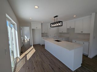 118 Vista Del Parco Dr, Sullivan, WI 53178