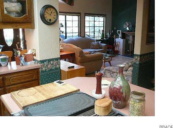 5th image of 28493 Warner Ct
