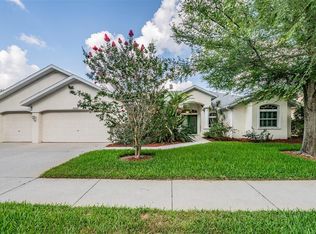 1036 Waybrook Ct, Lutz, FL 33549