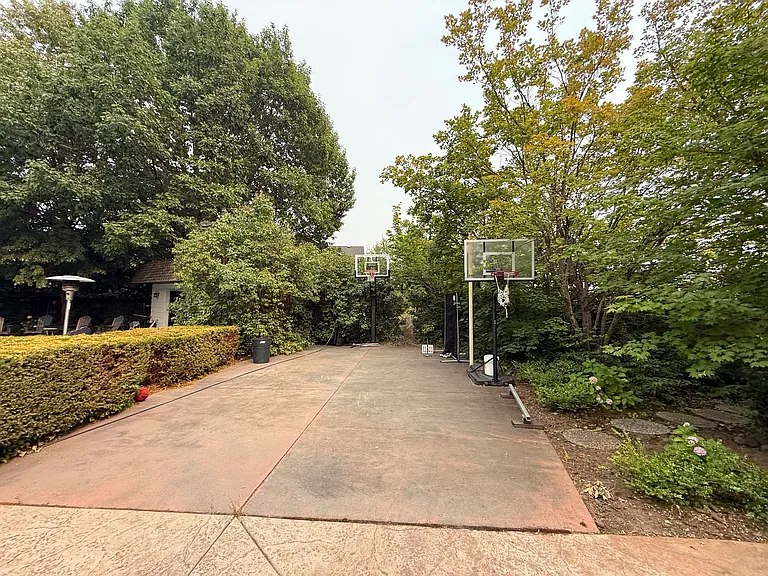 4529 S Napa St — Photo 4